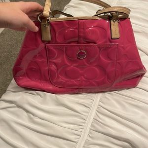 Pink coach purse 👛
